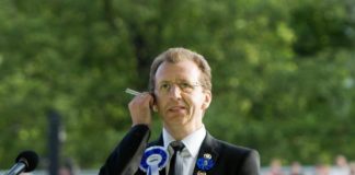 DIRIGEERIB: Guido Ausmaa