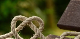 Väliseesti näituste festival @ESTO